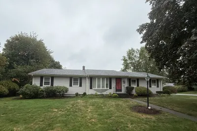 95 Caroline Ave 1