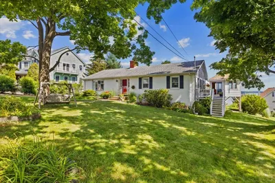 45 Andrew Ave 1