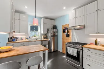 32 Richardson St 1