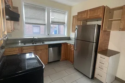 18 Washington Ave #2A