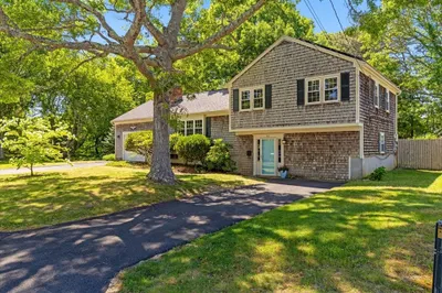 27 Steven Drive
