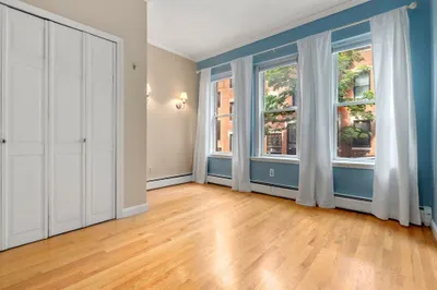 43 Irving St #1