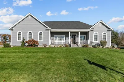 3 Rose Ann Ct 1