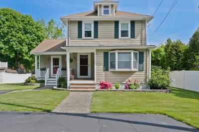 11 Adams Pl 1