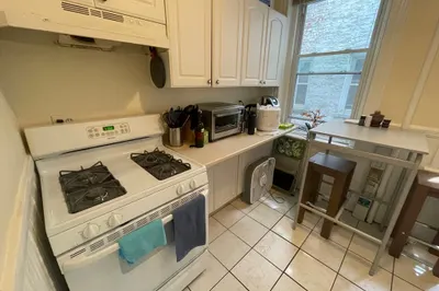 36 Anderson St #2