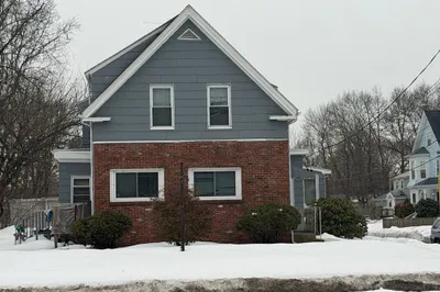 436 Pleasant St 1