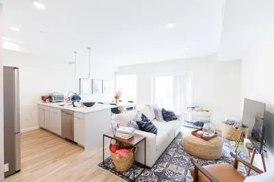 458 Washington St #106 1