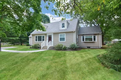 21 Russet Ln