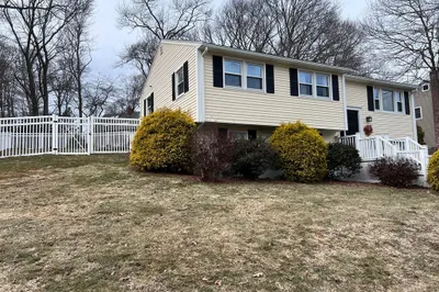 10 Juniper St 1