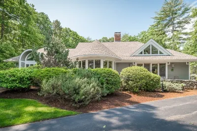 93 Country Club Way 1