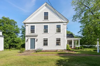 339 Boston Rd 1