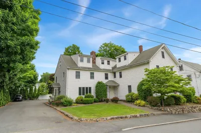 11 Highland Ave #C