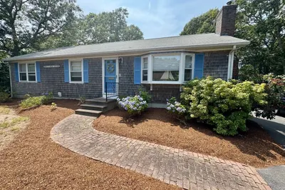 39 Pine Grove Rd 1