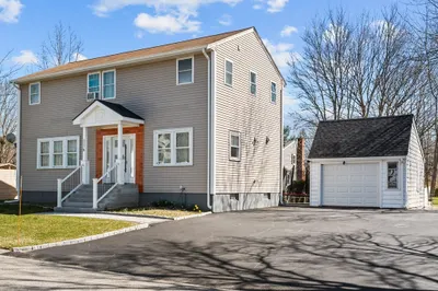 116 Durbeck Rd 1