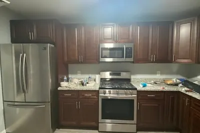 243 Bruce St #2