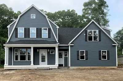 485 Main St 1