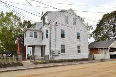 7 Harris St #1R 1
