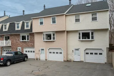 52 Frederick St #26