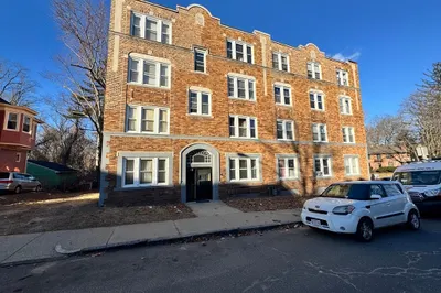 62 Warner St #3R