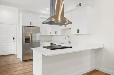 14 William St #4