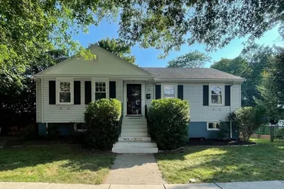 2 Robken Road