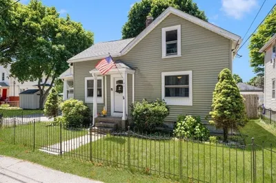 14 Sibley St 1