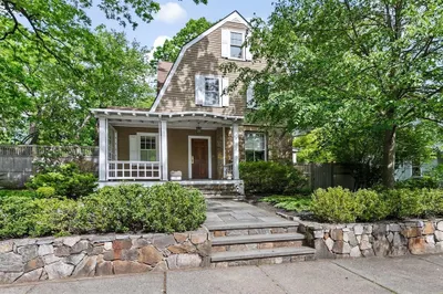 26 Saxon Rd