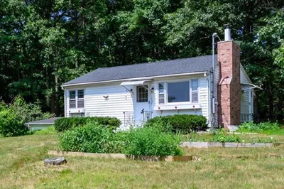 7 Darrel Ave