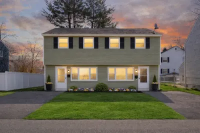 118 Everett Street #120 1