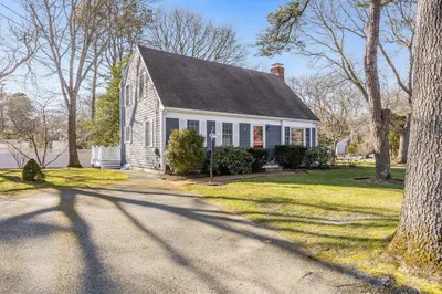 117 Lakeside Dr