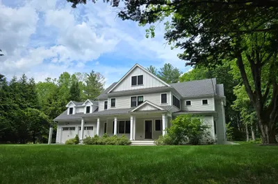 135 Williams Rd 1