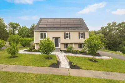 1 Cherry Tree Ln