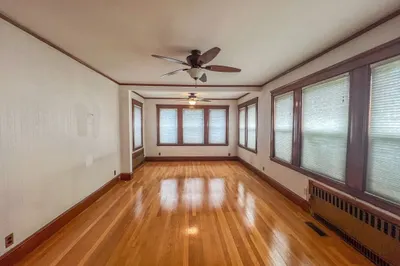 22-24 Ten Hills Rd #1