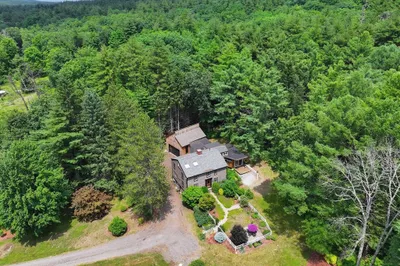 35 Adams Rd 1