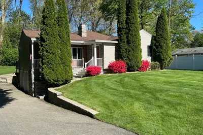 17 Pioneer Drive 1
