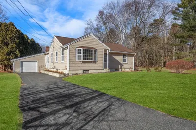9 Lawrence Ct