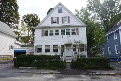 12-14 Billings St 1