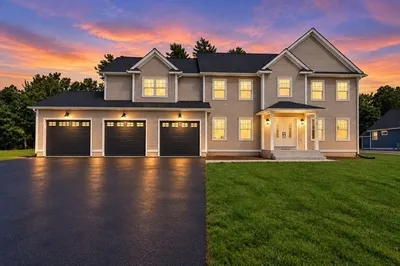 10 Happy Acres Ln 1