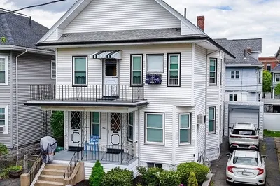 9 Bradford Ave