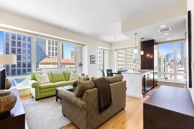 400 Stuart Street #15K