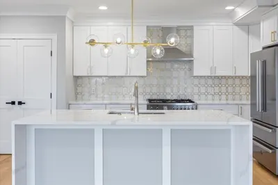 30 Dighton St #3