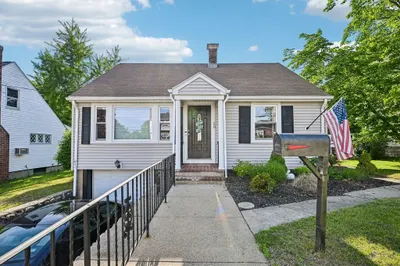 50 Mishawum Rd