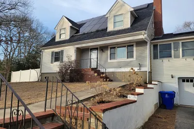 25 Cypress St 1
