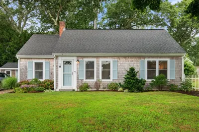 19 Amvets Ave