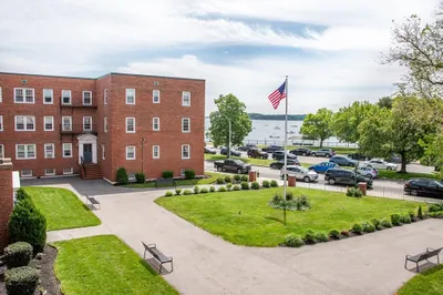 25 Lennon Ct #27