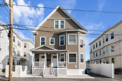 134-136 Boxford St 1