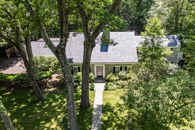 284 Woodland Road 1