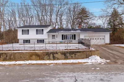 65 Lakeview Ave 1