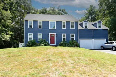 35 Ryders Ln 1