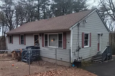 366 Brickyard Rd 1